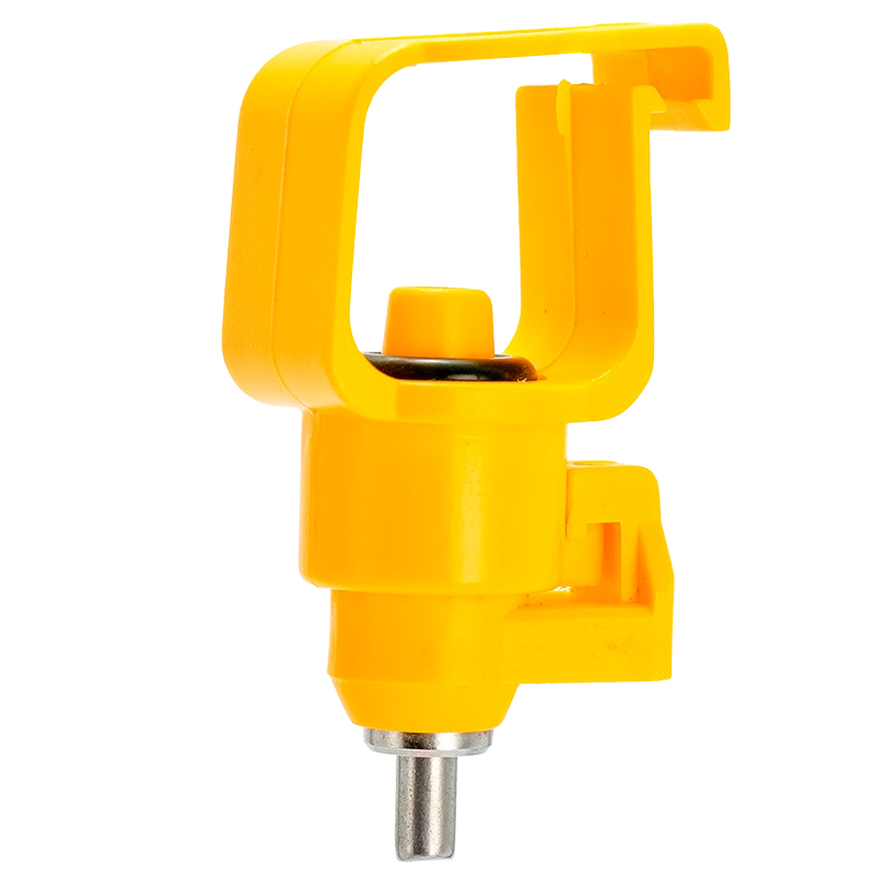 Nipple PL acoplável para tubo quadrado Pleyades utilizado em sistemas automáticos de hidratação avícola.